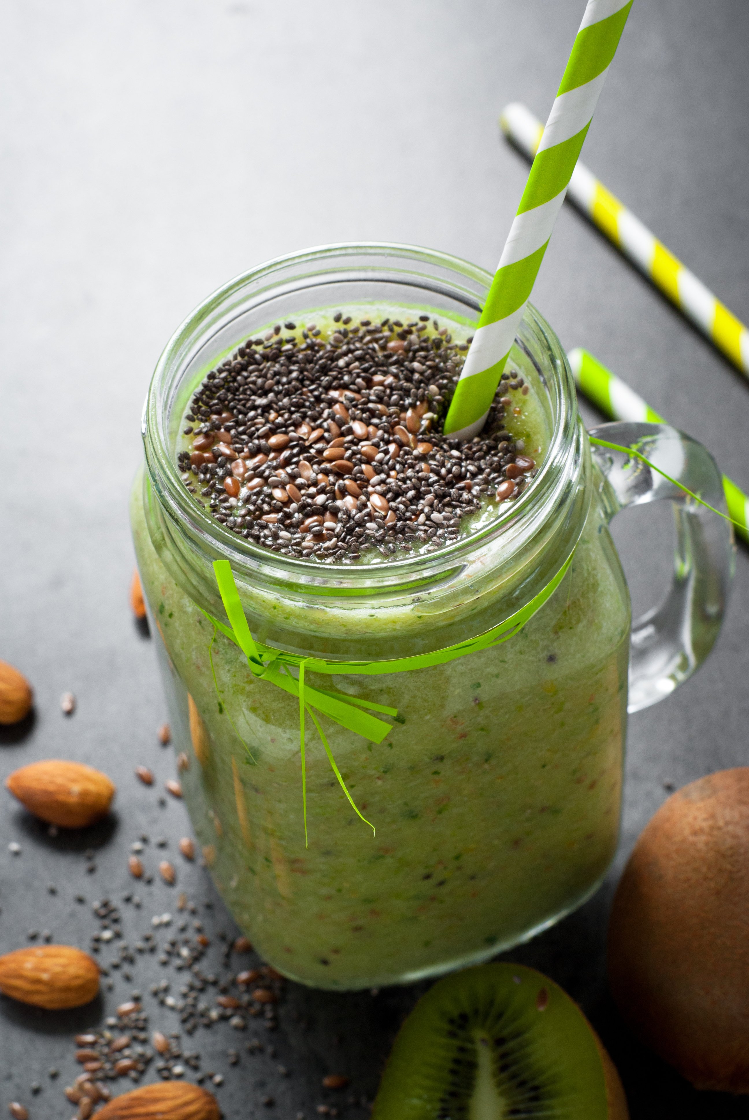 Green Smoothie with Seeds